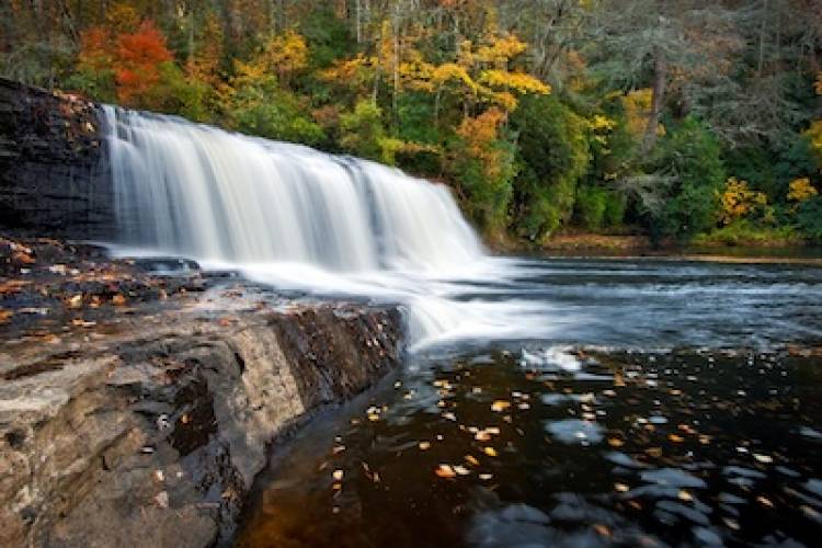 asheville waterfall hike